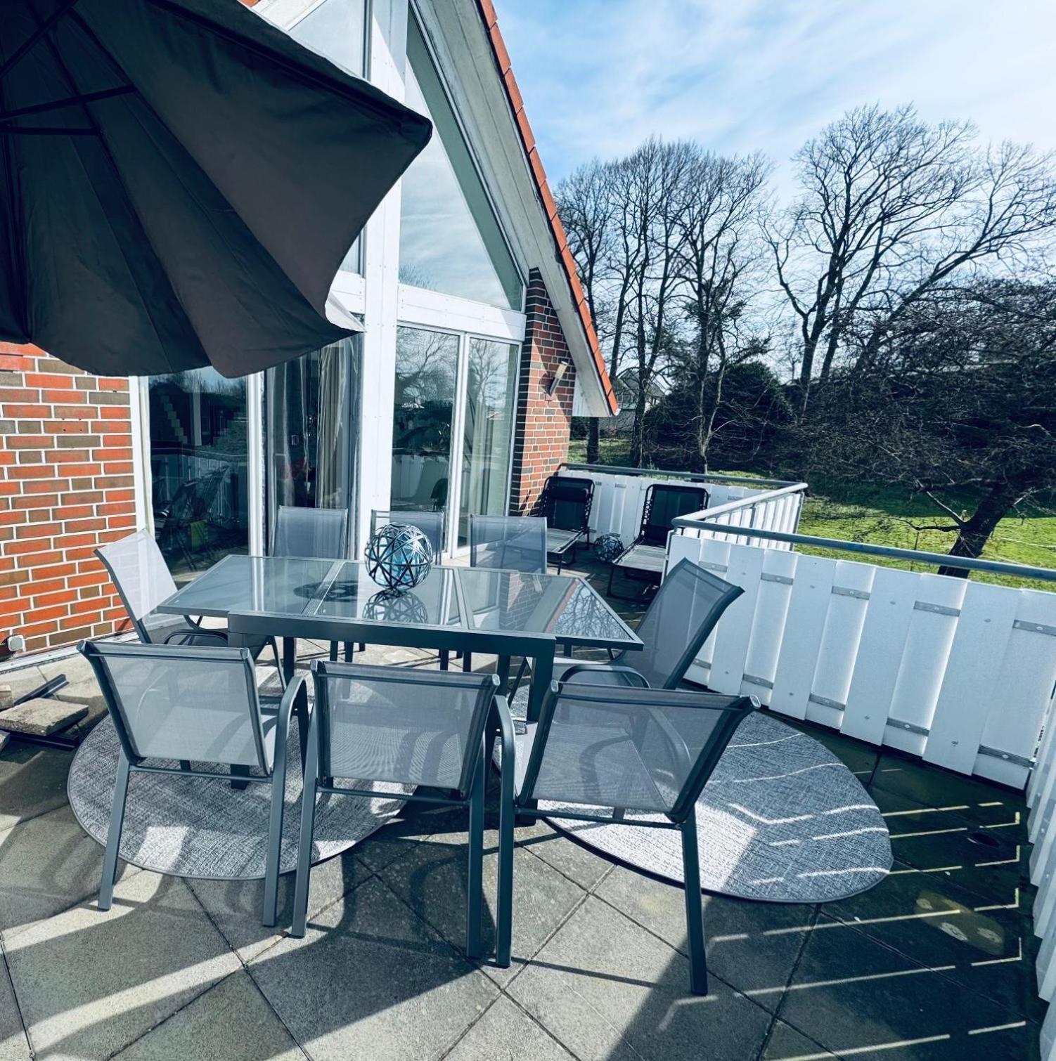 Apartment 160Qm 5 Schlafzimmer 1 Wohnzimmer Terrasse Und Balkon Wilhelmshaven Extérieur photo